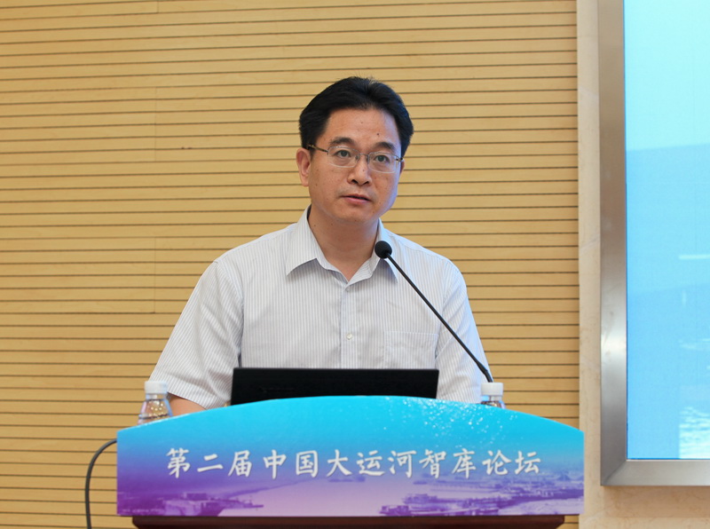 江苏省哲学社会科学规划办公室主任许益军致辞